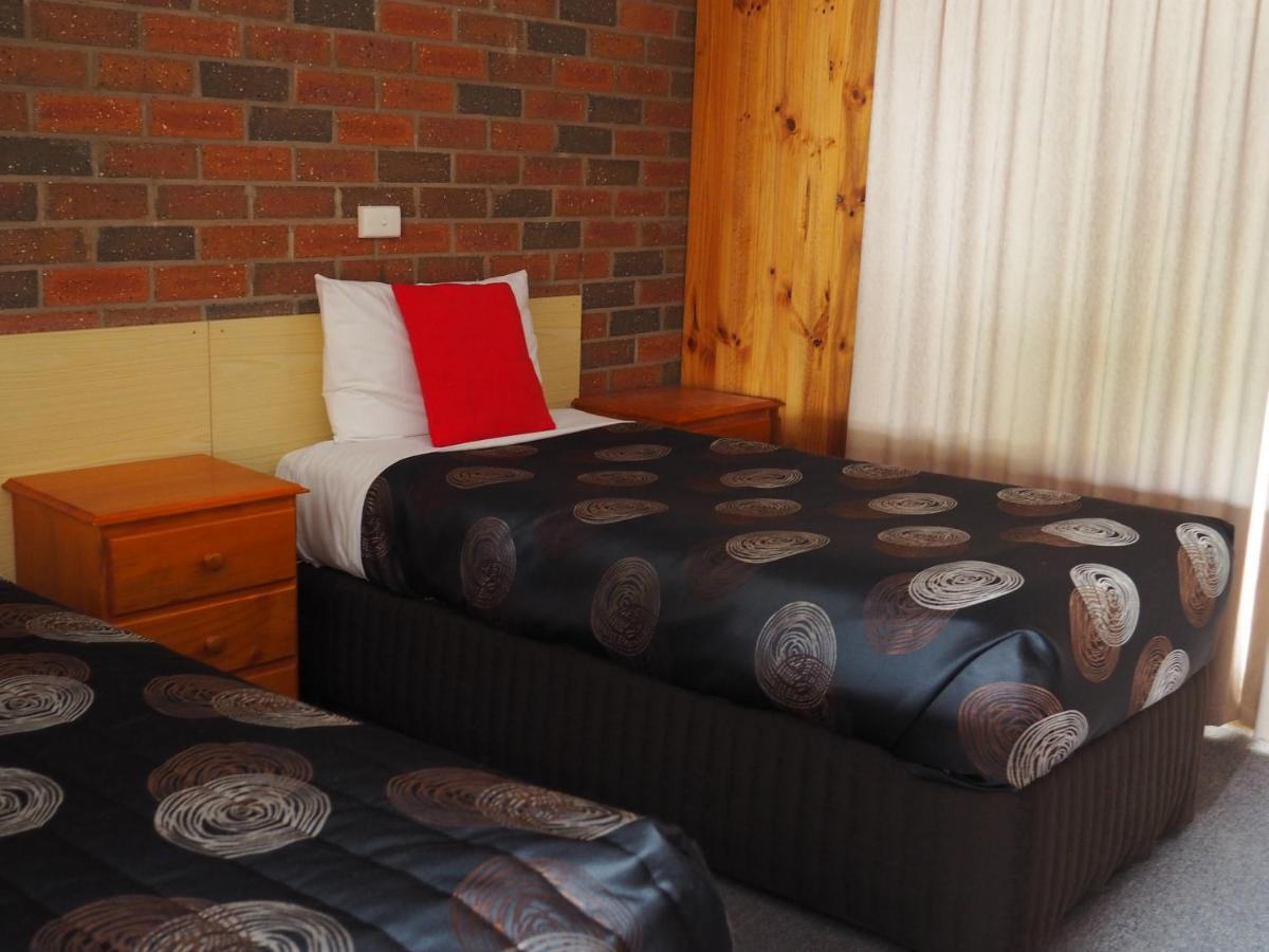 Country Road Motel St Arnaud Saint Arnaud Экстерьер фото
